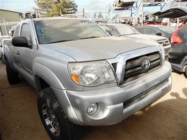 2005 Toyota Tacoma Silver Extended Cab 4.0L AT 2WD #Z21611